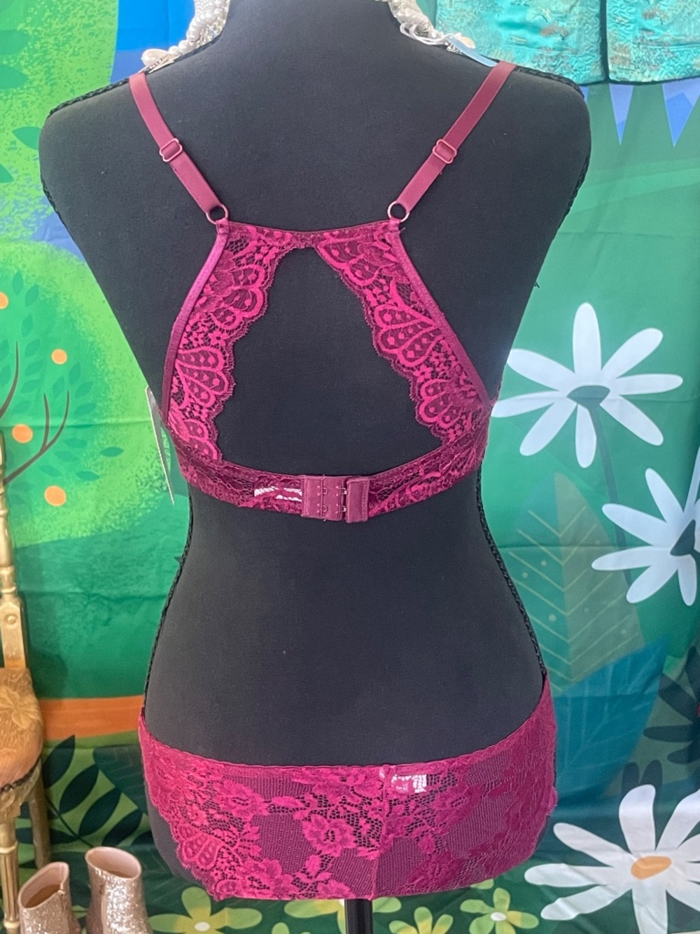 bra & panty set - Picture 2 of 2